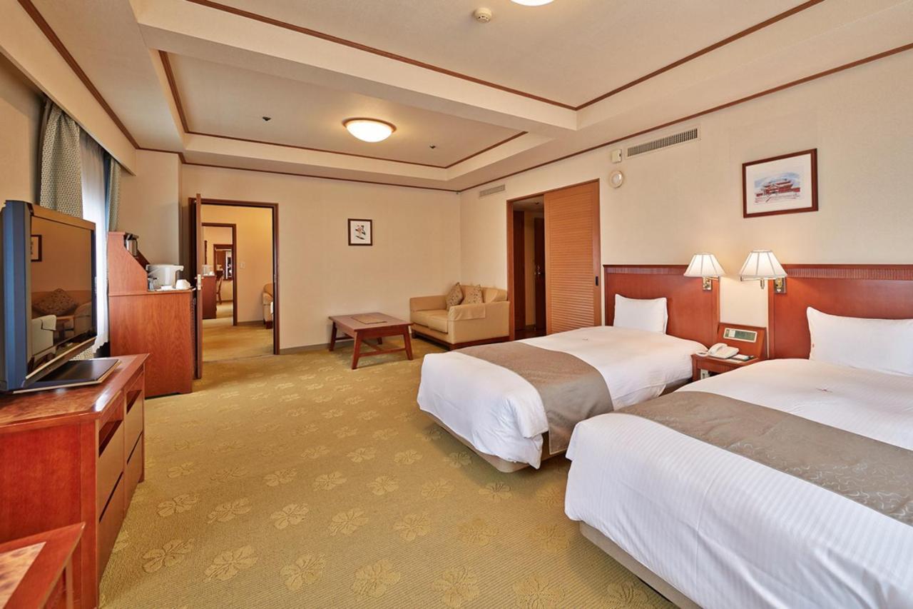 Pacific Hotel Okinawa Naha Exterior foto